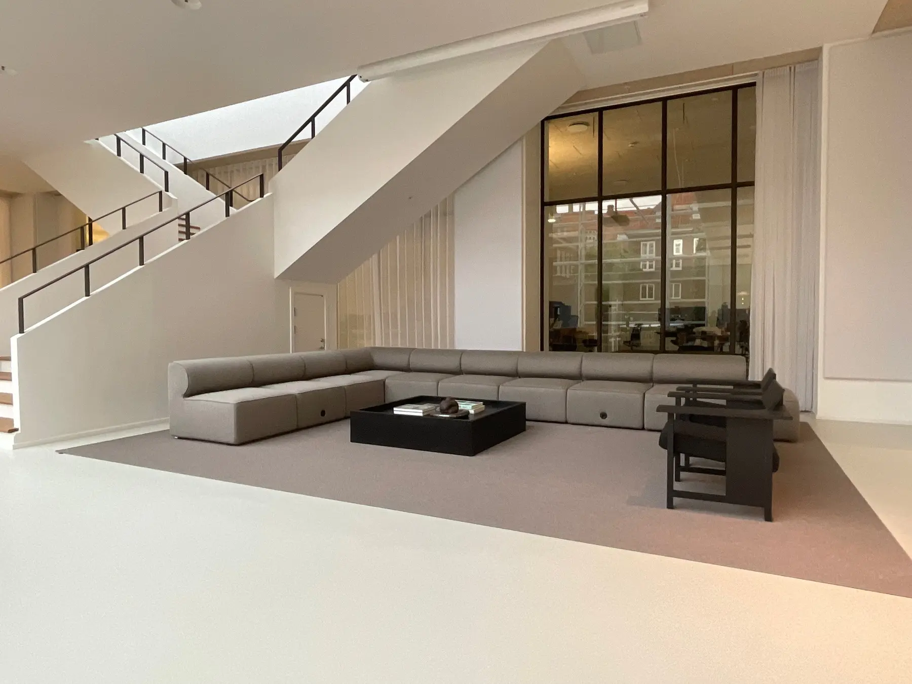 Lounge area in the Store Kongensgade office project